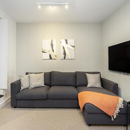 Whome Lisbon'S Best Kept Secret: 2-Bed W/Ac & Patio Exteriör bild